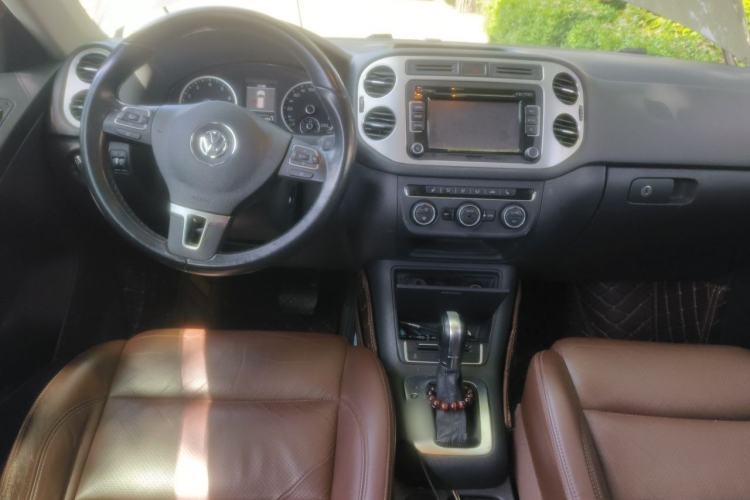 Used Volkswagen Tiguan 2013 1.8TSI Automatic Two-Wheel Drive Luxury Model Steering Wheel