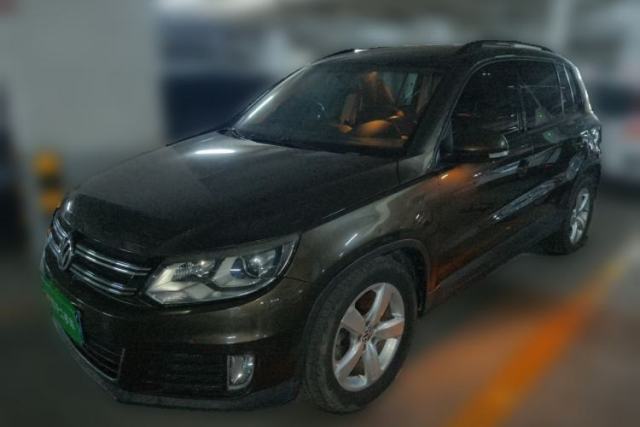 Ojetý Volkswagen Tiguan 2013 1.8TSI Automatic All-Wheel-Drive Comfort Edition