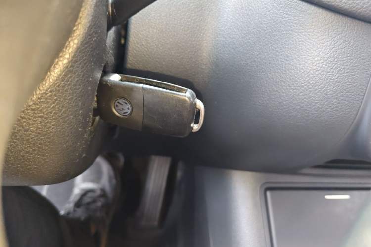 Used Volkswagen Tiguan 2013 1.8 TSI Automatic All-Wheel Drive Luxury Model Vehicle Key