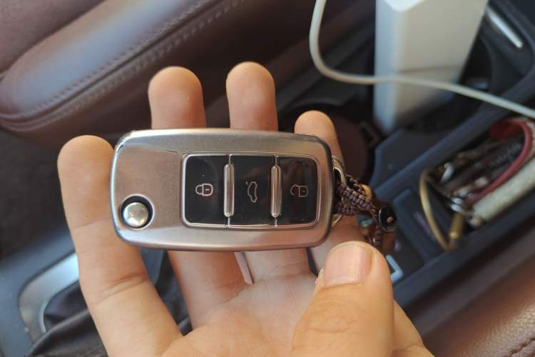 Used Volkswagen Tiguan 2013 2.0 TSI Automatic All-Wheel-Drive Flagship Edition Vehicle Key