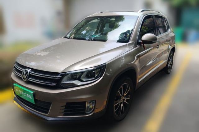 Ojetý Volkswagen Tiguan 2013 1.8TSI Automatic Two-Wheel Drive Luxury Model