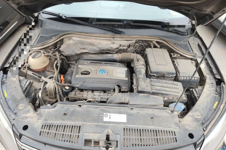 Used Volkswagen Tiguan 2013 1.8TSI Automatic Two-Wheel Drive Luxury Model Engine Bay