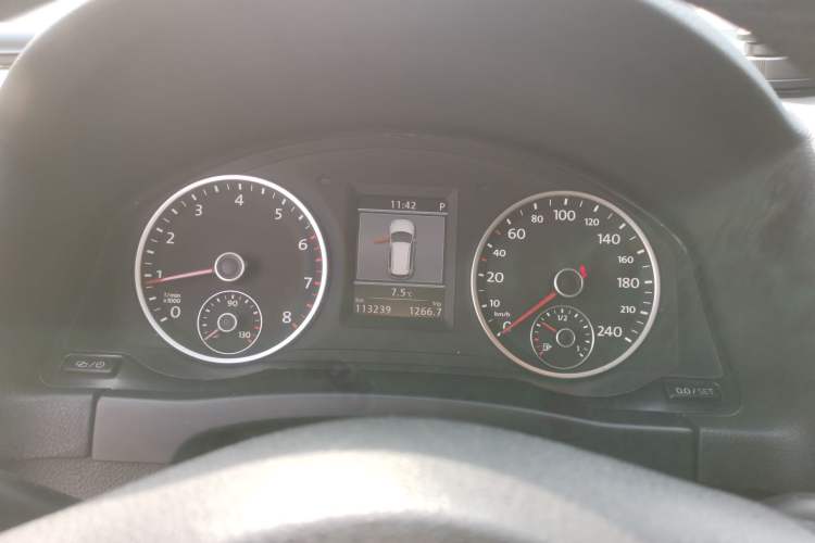 Used Volkswagen Tiguan 2013 1.8TSI Automatic Two-Wheel Drive Luxury Model Instrument Cluster