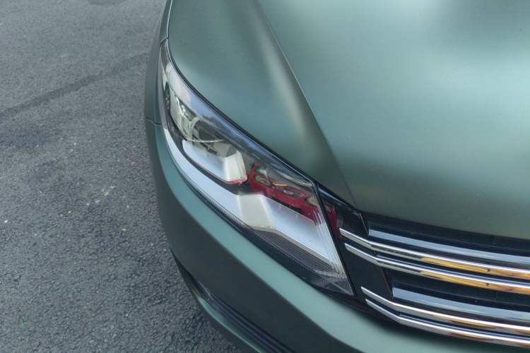 Used Volkswagen Tiguan 2013 1.8TSI Automatic Two-Wheel Drive Luxury Model Right Front Headlight