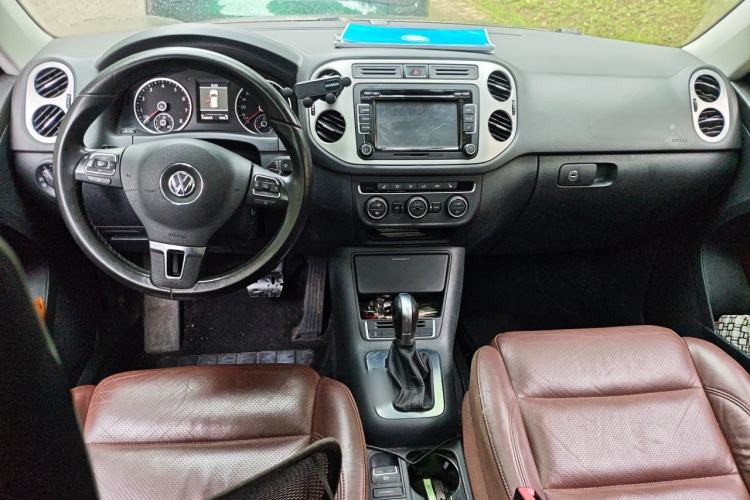 Used Volkswagen Tiguan 2013 1.8TSI Automatic Two-Wheel Drive Luxury Model Center Console