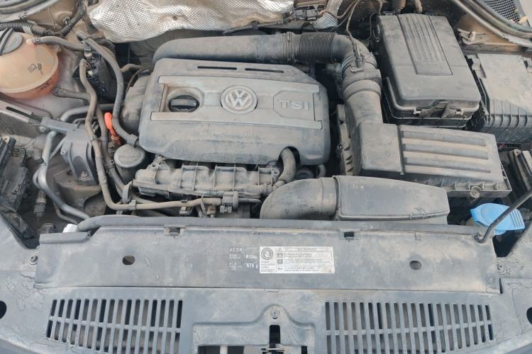 Used Volkswagen Tiguan 2013 1.8TSI Automatic Two-Wheel Drive Luxury Model Engine Bay