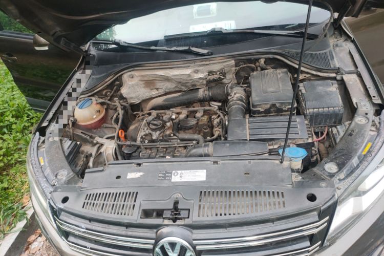 Used Volkswagen Tiguan 2013 1.8TSI Automatic All-Wheel-Drive Comfort Edition Engine Bay
