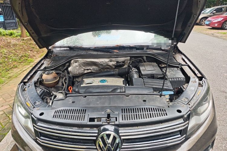 Used Volkswagen Tiguan 2013 1.8TSI Automatic Two-Wheel Drive Luxury Model Engine Bay