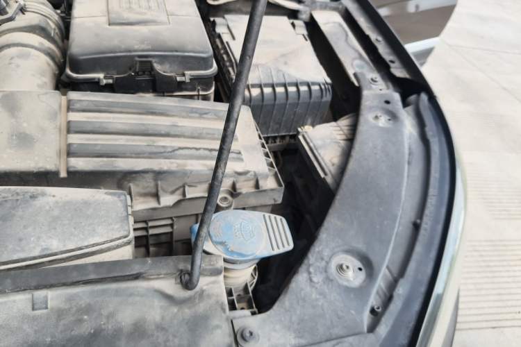 Used Volkswagen Tiguan 2013 2.0 TSI Automatic All-Wheel-Drive Flagship Edition Engine Bay Left