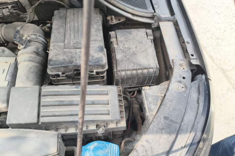 Used Volkswagen Tiguan 2013 2.0 TSI Automatic All-Wheel-Drive Flagship Edition Engine Bay Left
