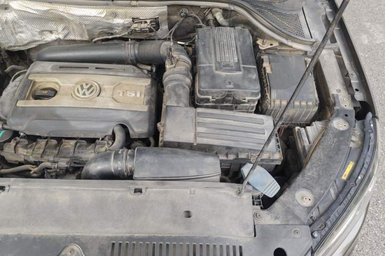 Used Volkswagen Tiguan 2013 1.8TSI Automatic Two-Wheel Drive Luxury Model Engine Bay Left