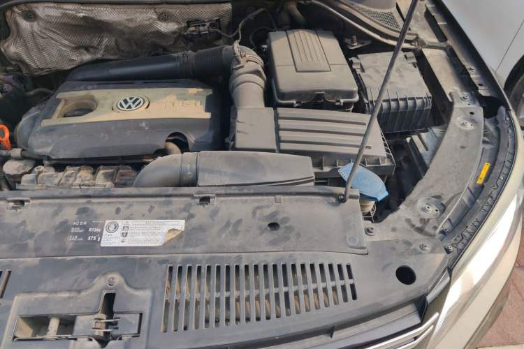 Used Volkswagen Tiguan 2013 1.8TSI Automatic Two-Wheel Drive Trend Edition Engine Bay Left