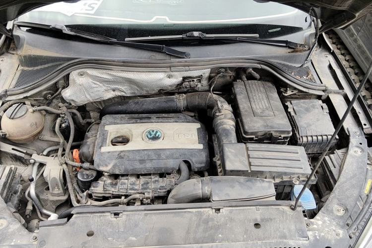 Used Volkswagen Tiguan 2013 1.8 TSI Automatic Two-Wheel Drive Comfort Edition Engine Bay