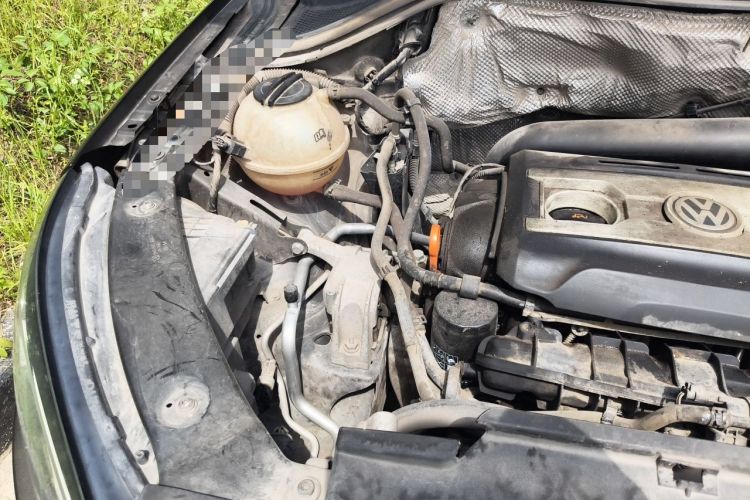 Used Volkswagen Tiguan 2013 2.0 TSI Automatic All-Wheel-Drive Flagship Edition Engine Bay Right
