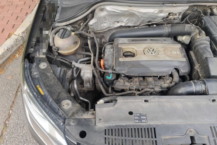 Used Volkswagen Tiguan 2013 1.8TSI Automatic Two-Wheel Drive Luxury Model Engine Bay Right