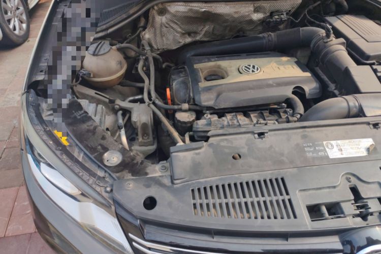 Used Volkswagen Tiguan 2013 1.8TSI Automatic Two-Wheel Drive Trend Edition Engine Bay Right