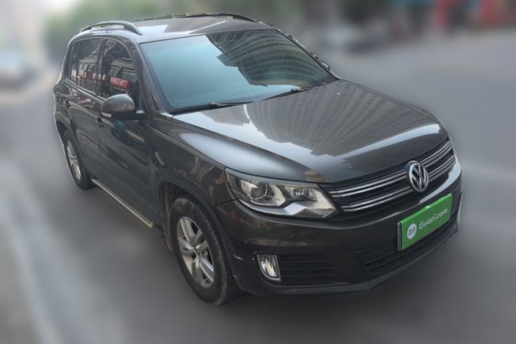 Used Volkswagen Tiguan 2013 1.8TSI Automatic Two-Wheel Drive Trend Edition Front Right 45 Deg