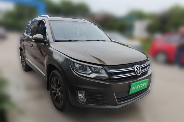 Used Volkswagen Tiguan 2013 1.8TSI Automatic Two-Wheel Drive Luxury Model Front Right 45 Deg