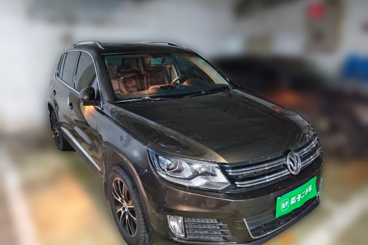 Used Volkswagen Tiguan 2013 1.8TSI Automatic Two-Wheel Drive Luxury Model Front Right 45 Deg