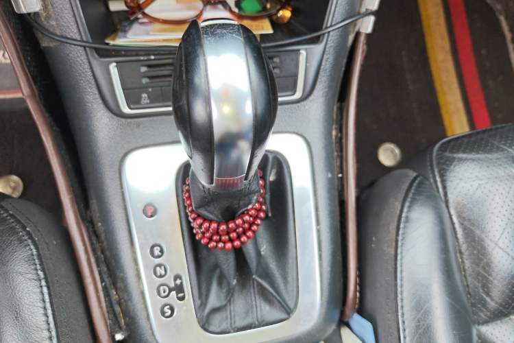 Used Volkswagen Tiguan 2013 1.8TSI Automatic Two-Wheel Drive Luxury Model Gear Lever