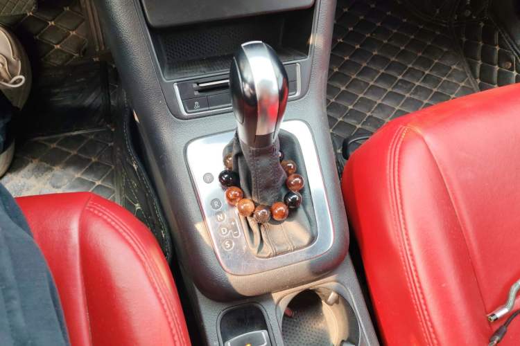 Used Volkswagen Tiguan 2013 1.8TSI Automatic Two-Wheel Drive Trend Edition Gear Lever