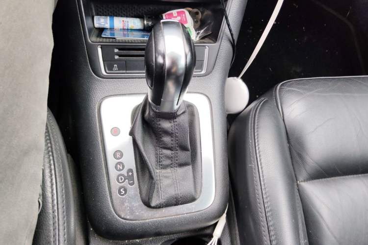 Used Volkswagen Tiguan 2013 1.8 TSI Automatic Two-Wheel Drive Comfort Edition Gear Lever