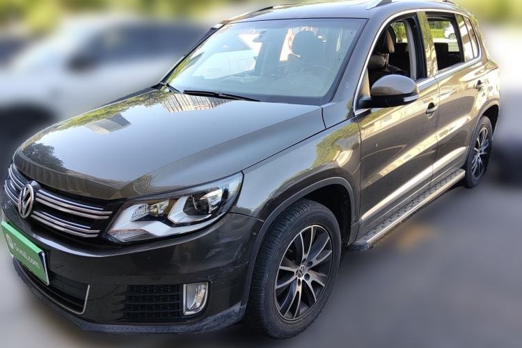 Used Volkswagen Tiguan 2013 1.8TSI Automatic Two-Wheel Drive Luxury Model Guazi used car, China used car export, Used car for sale, Used  cars, Cheapest cars for sale