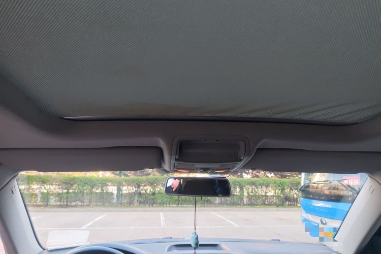 Used Volkswagen Tiguan 2013 1.8TSI Automatic Two-Wheel Drive Luxury Model Headliner