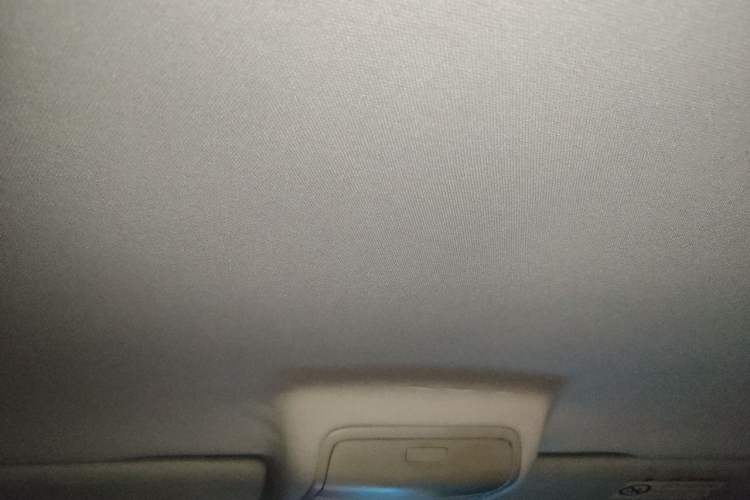 Used Volkswagen Tiguan 2013 1.8 TSI Automatic Two-Wheel Drive Comfort Edition Headliner