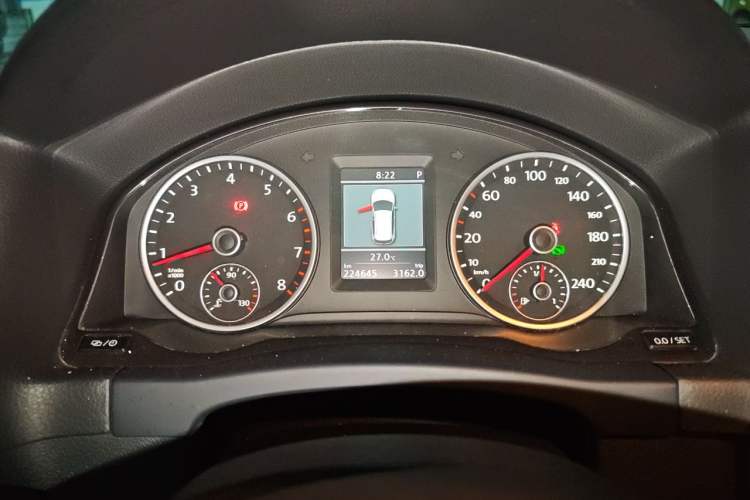 Used Volkswagen Tiguan 2013 1.8TSI Automatic Two-Wheel Drive Luxury Model Instrument Cluster