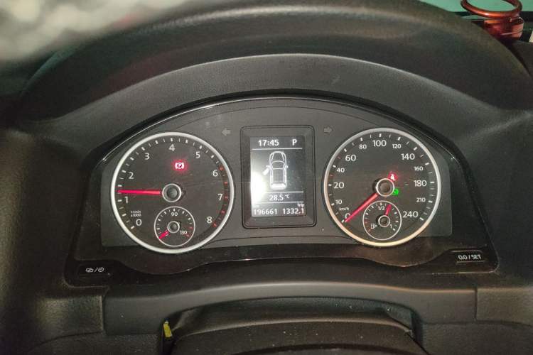 Used Volkswagen Tiguan 2013 1.8 TSI Automatic Two-Wheel Drive Comfort Edition Instrument Cluster