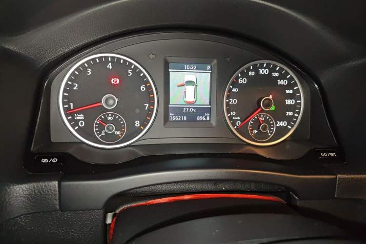 Used Volkswagen Tiguan 2013 1.8TSI Automatic Two-Wheel Drive Luxury Model Instrument Cluster