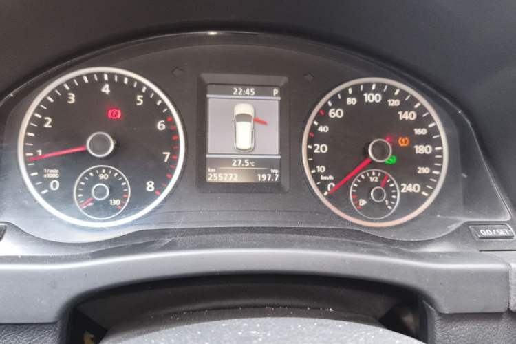 Used Volkswagen Tiguan 2013 2.0 TSI Automatic All-Wheel-Drive Flagship Edition Instrument Cluster