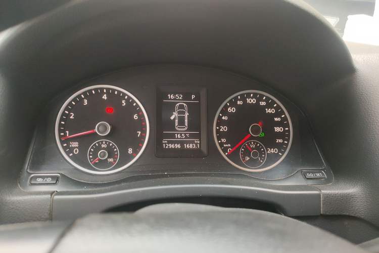 Used Volkswagen Tiguan 2013 1.8TSI Automatic All-Wheel-Drive Comfort Edition Instrument Cluster