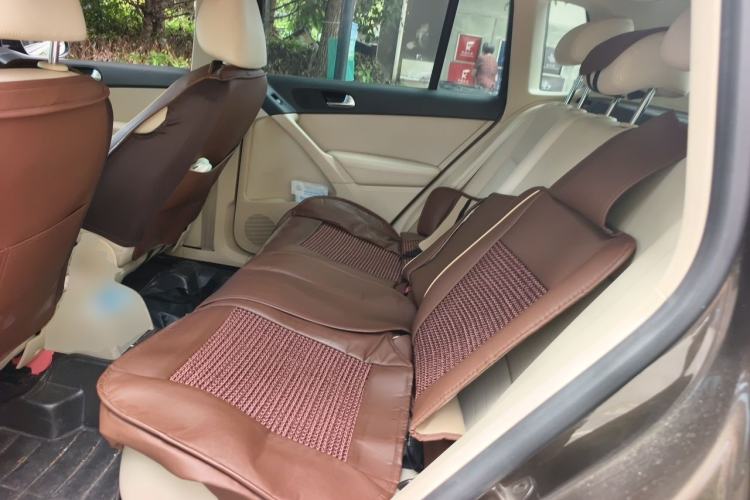 Used Volkswagen Tiguan 2013 1.8TSI Automatic Two-Wheel Drive Trend Edition Left Rear Seat
