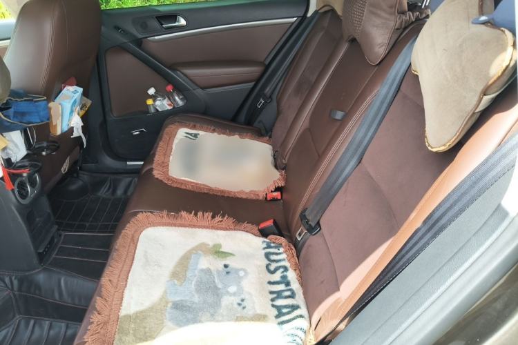 Used Volkswagen Tiguan 2013 2.0 TSI Automatic All-Wheel-Drive Flagship Edition Left Rear Seat