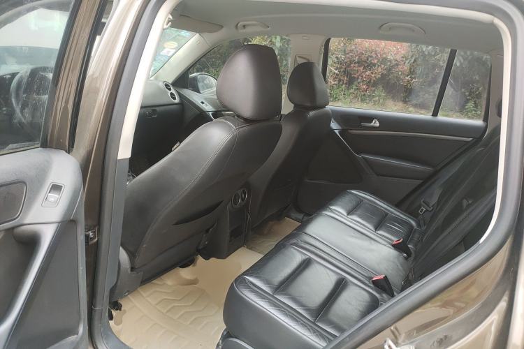 Used Volkswagen Tiguan 2013 1.8TSI Automatic All-Wheel-Drive Comfort Edition Left Rear Seat