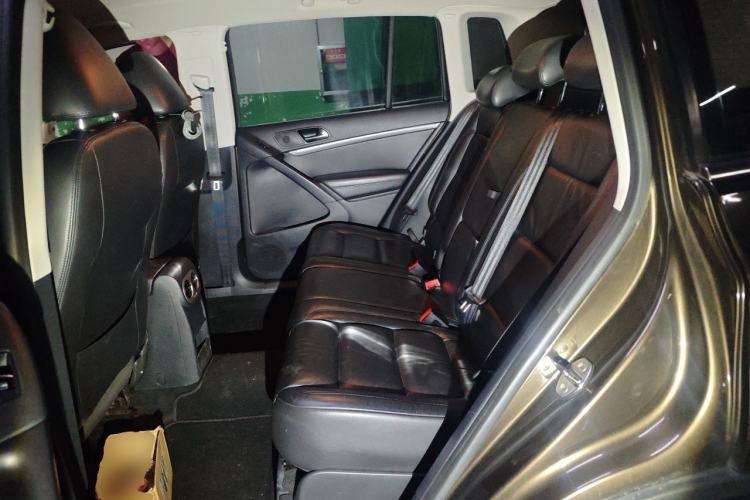 Used Volkswagen Tiguan 2013 1.8 TSI Automatic Two-Wheel Drive Comfort Edition Left Rear Seat