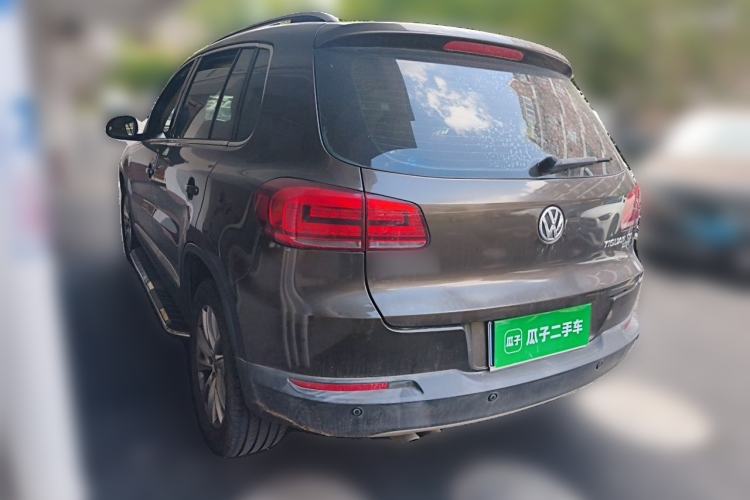 Used Volkswagen Tiguan 2013 1.8 TSI Automatic All-Wheel Drive Luxury Model Rear Left 45 Deg