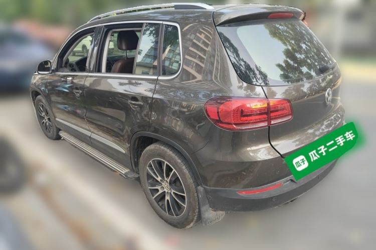 Used Volkswagen Tiguan 2013 1.8 TSI Automatic All-Wheel Drive Luxury Model Rear Left 45 Deg