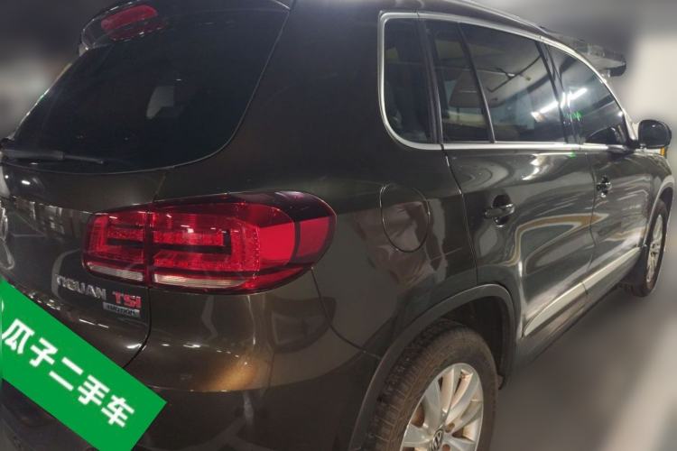 Used Volkswagen Tiguan 2013 2.0 TSI Automatic All-Wheel Drive Luxury Edition Rear Right 45 Deg