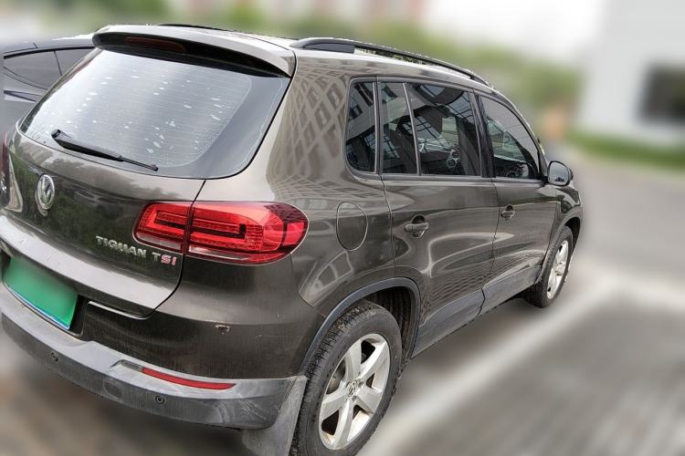 Used Volkswagen Tiguan 2013 1.8 TSI Automatic Two-Wheel Drive Comfort Edition Rear Right 45 Deg