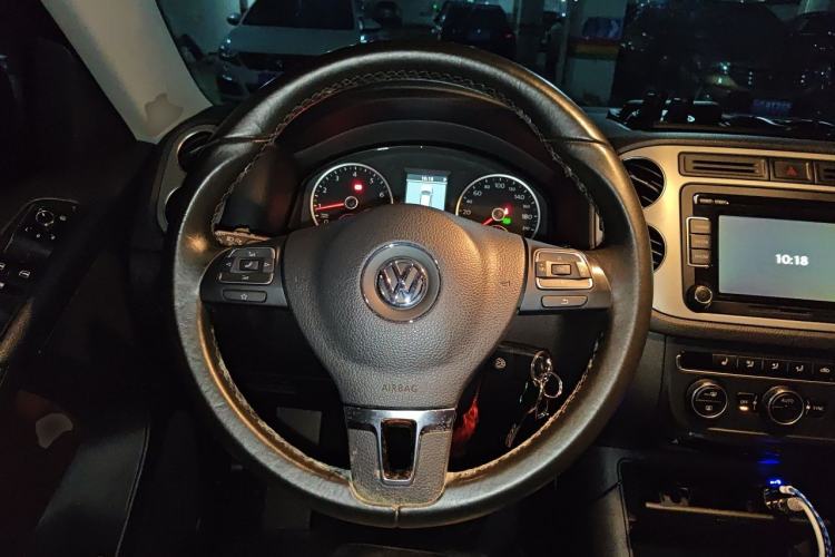 Used Volkswagen Tiguan 2013 1.8TSI Automatic Two-Wheel Drive Luxury Model Steering Wheel