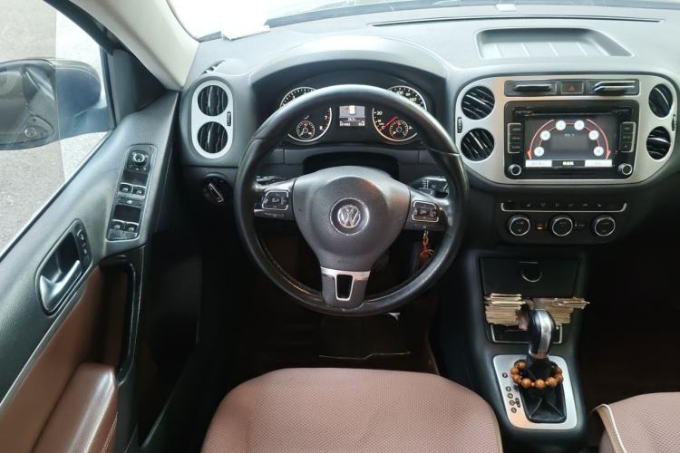 Used Volkswagen Tiguan 2013 1.8TSI Automatic Two-Wheel Drive Luxury Model Steering Wheel