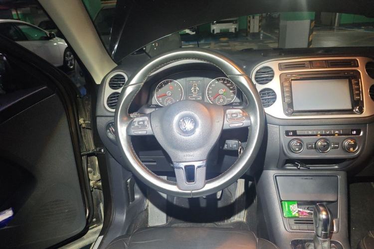 Used Volkswagen Tiguan 2013 1.8 TSI Automatic Two-Wheel Drive Comfort Edition Steering Wheel