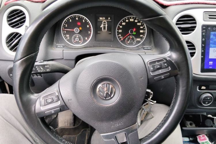 Used Volkswagen Tiguan 2013 1.8 TSI Automatic Two-Wheel Drive Comfort Edition Steering Wheel