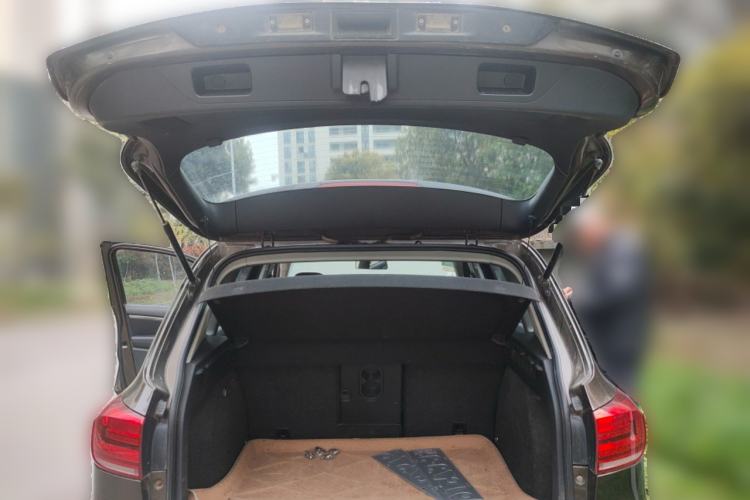 Used Volkswagen Tiguan 2013 1.8TSI Automatic All-Wheel-Drive Comfort Edition Trunk