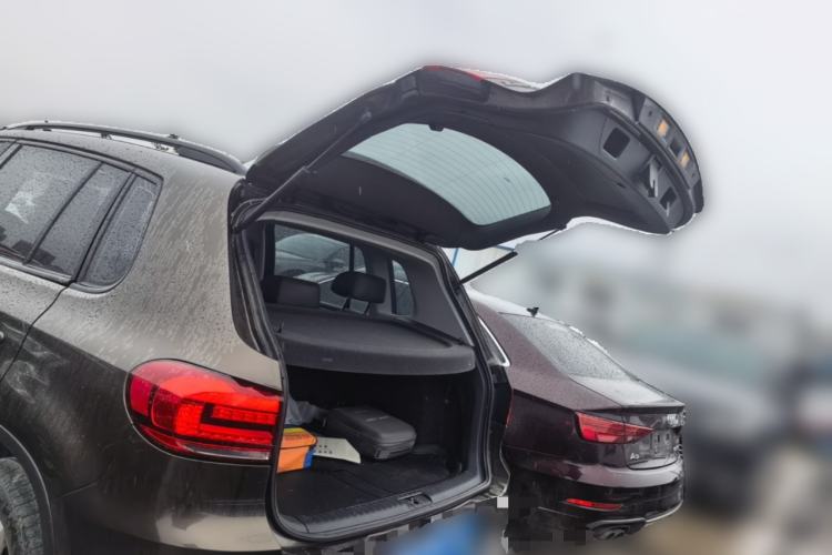Used Volkswagen Tiguan 2013 1.8 TSI Automatic Two-Wheel Drive Comfort Edition Trunk
