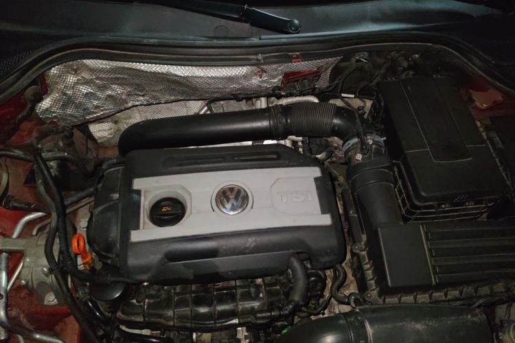 Used Volkswagen Tiguan 2013 1.8 TSI Automatic Two-Wheel Drive Comfort Edition Engine Bay