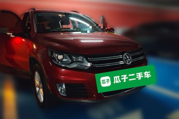 Used Volkswagen Tiguan 2013 1.8 TSI Automatic Two-Wheel Drive Comfort Edition Front Right 45 Deg